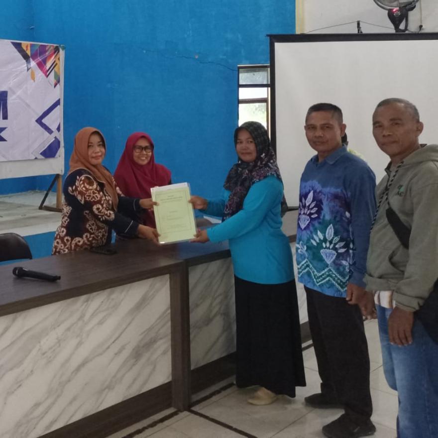 Kopdes Merah Putih Gunung Ulin Terima Akta Notaris serta SK Pendirian Kopdes Merah Putih